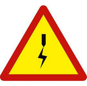 Biển báo 239 - Đường cáp điện ở phía trên